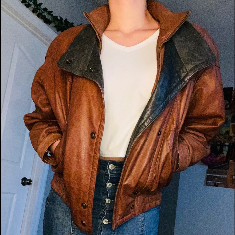 Vintage Leather Jacket📻